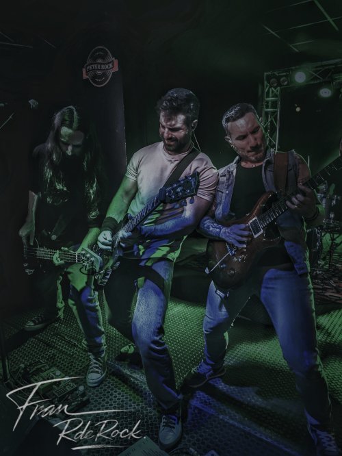 Ezequiel Listán, con Agustín Martinez y Nico Galindo