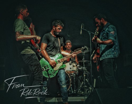 Íñigo Alvarez, con Iban Sánchez y Javier Janices "Cordobes" y 1 músico más, 2023